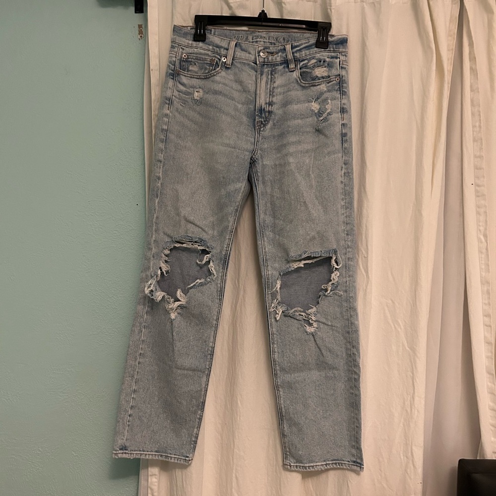 American Eagle Outfitters Light Blue Ripped Jeans